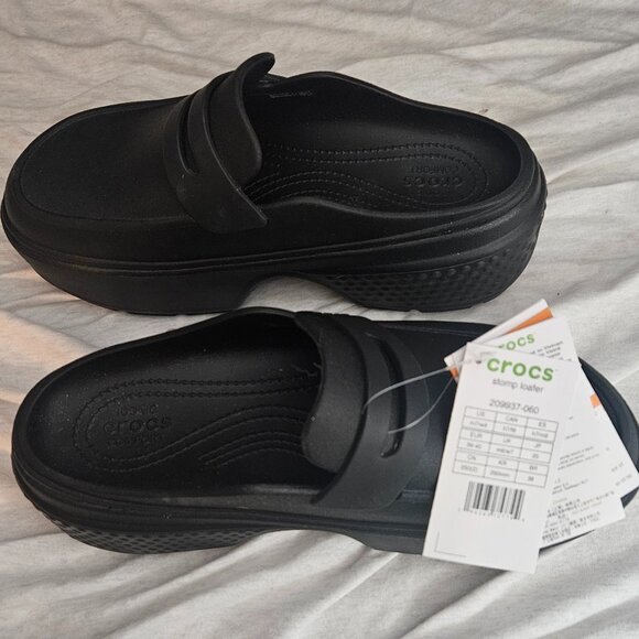 CROCS Shoes - Crocs (New with tags) Stomp Loafer